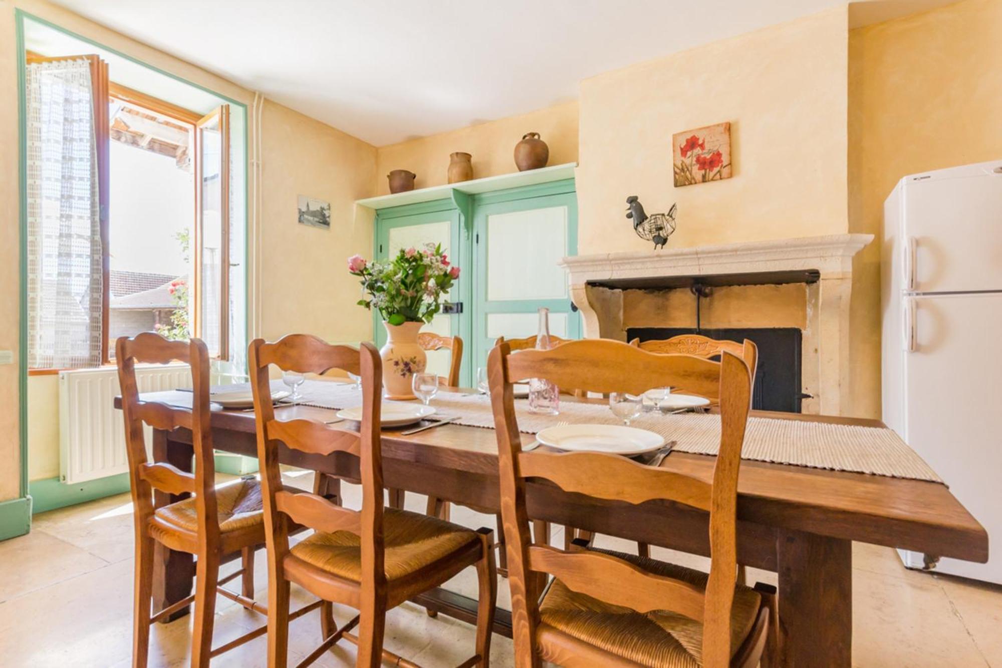 Maison Chaleureuse A Eringes Avec Jardin Et Parking Inclus Exteriér fotografie